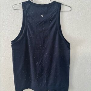 Lululemon Women’s  Dark Blue Speckled Tank- Relaxed Fit